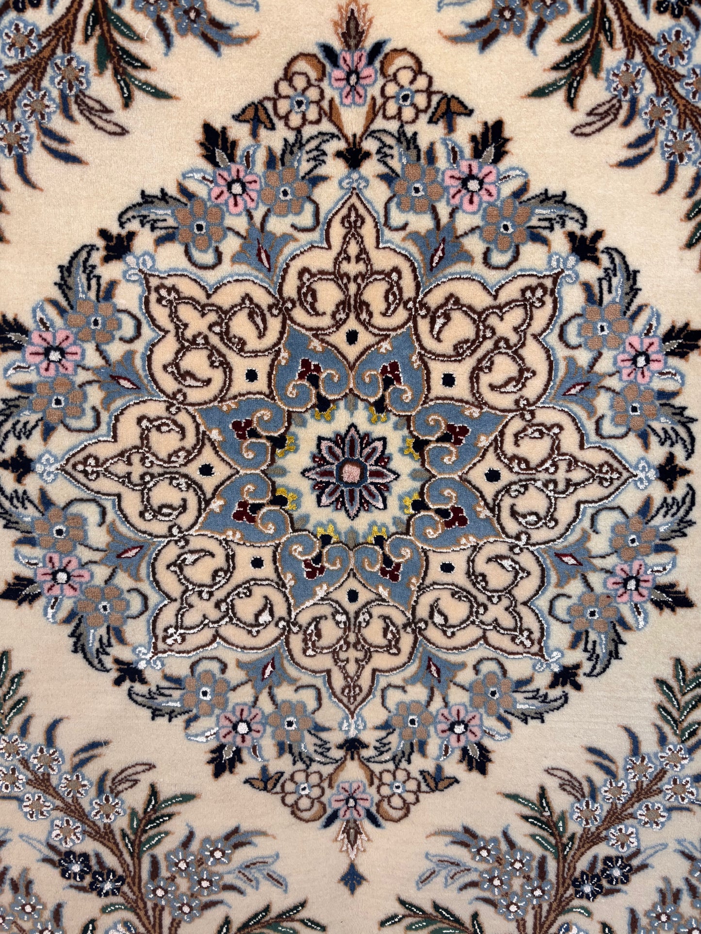 Persian Carpet Nain6la (Habiebian)