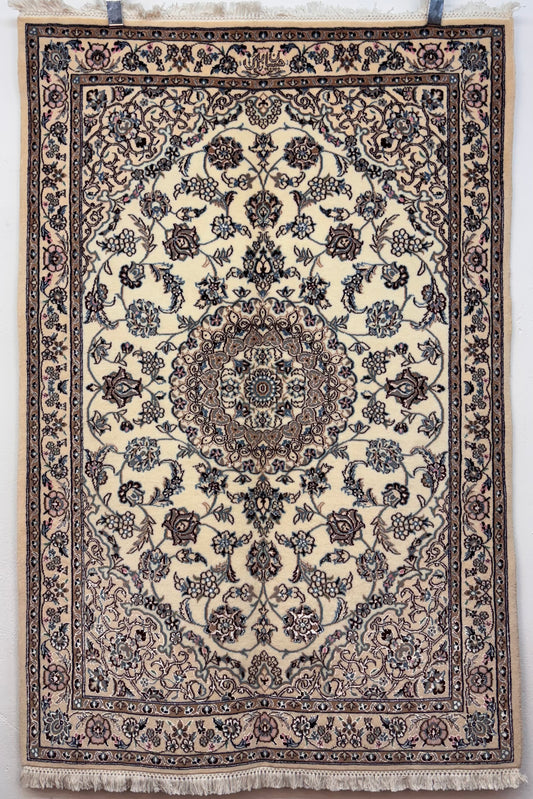 Persian Carpet Nain 9la (Habeibian)